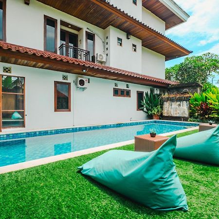 Starloka Saba Bali Hotel Blahbatu Екстер'єр фото